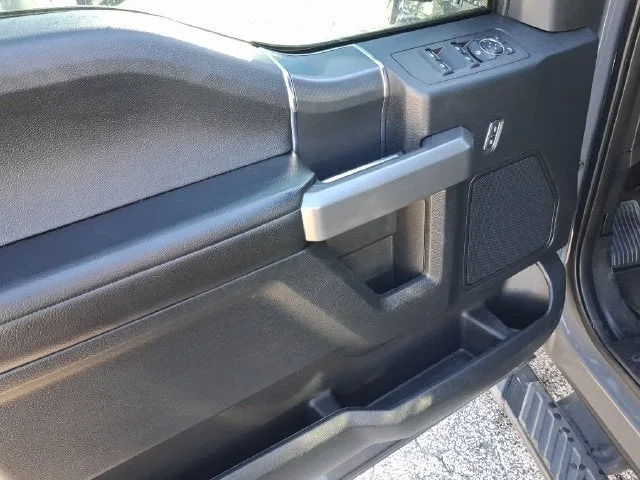 2018 Ford F-150 XLT photo 11