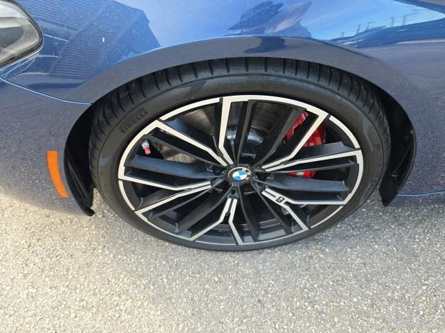2023 BMW 5 Series M550i xDrive photo 7