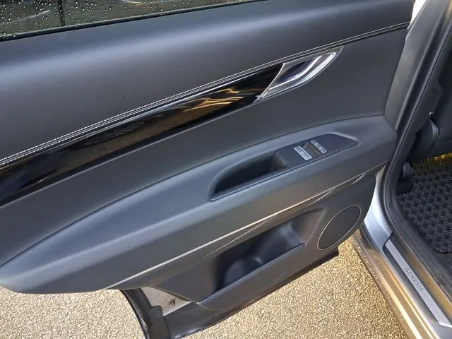 2022 Genesis GV80 2.5T photo 9