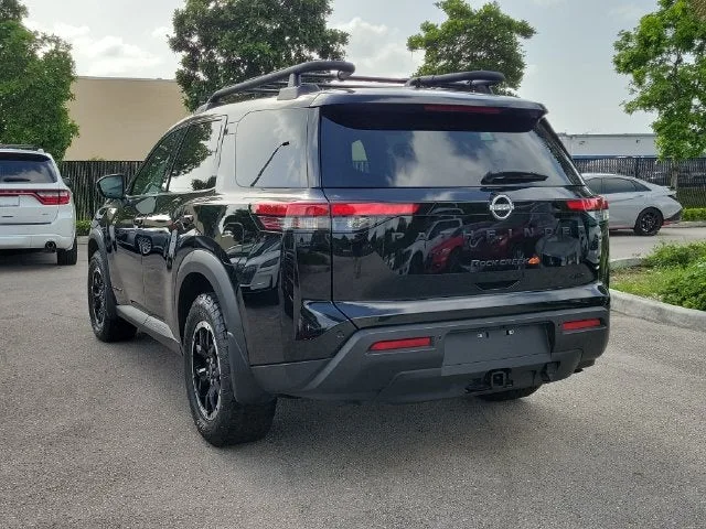 2025 Nissan Pathfinder Rock Creek photo 4