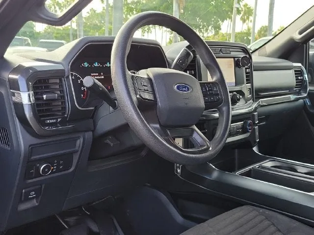 2021 Ford F-150 XL photo 10