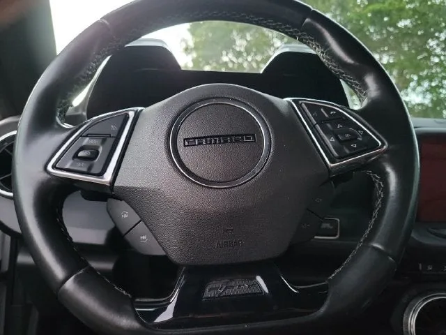 2017 Chevrolet Camaro 1LT photo 20