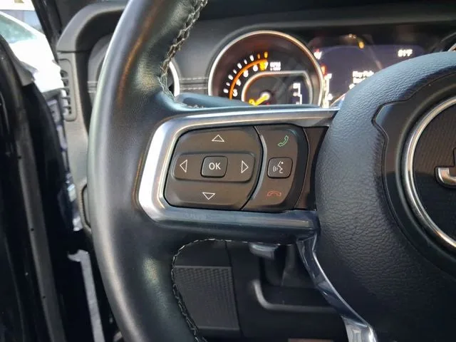 2022 Jeep Gladiator Overland photo 16