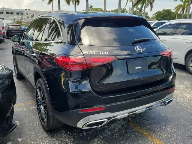 2024 Mercedes-Benz GLC GLC 300 photo 4