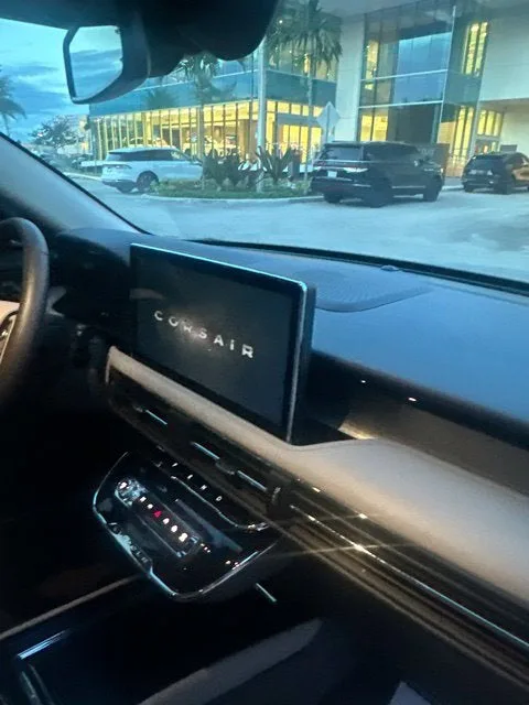 2024 Lincoln Corsair Premiere photo 12