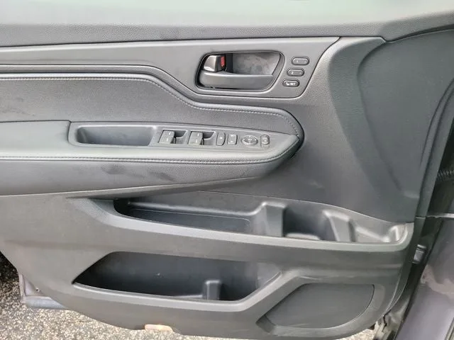 2025 Honda Odyssey EX-L photo 16