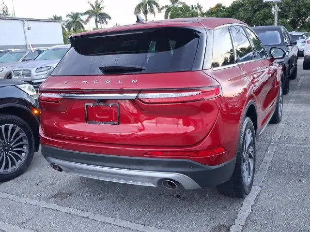 2024 Lincoln Corsair Premiere photo 4