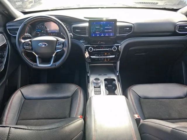 2023 Ford Explorer ST-Line photo 7