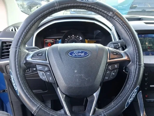 2020 Ford Edge Titanium photo 15