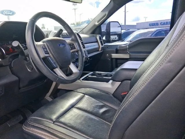 2020 Ford F-250SD Lariat photo 10