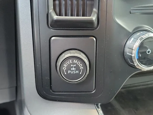 2023 Ford F-150 Lariat photo 23