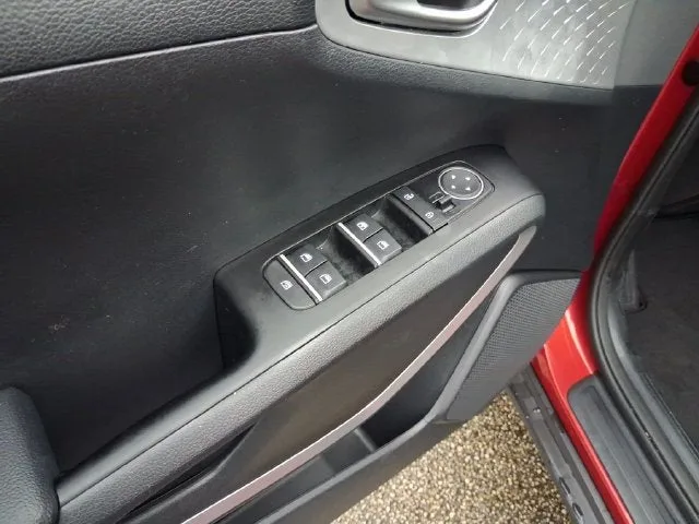 2023 Kia Soul LX photo 14