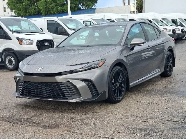 2026 Toyota Camry SE photo 2