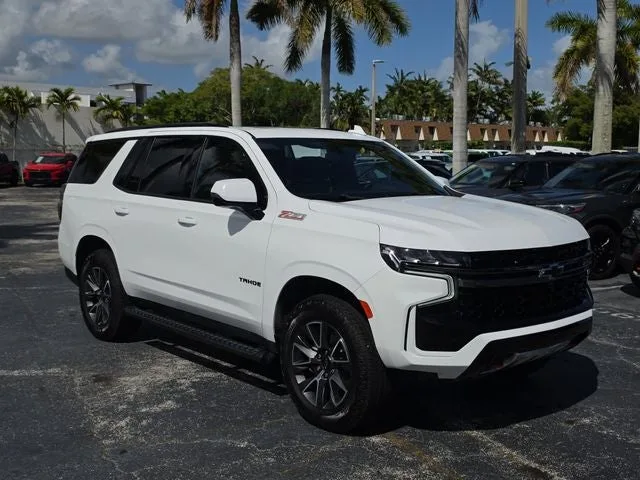 2022 Chevrolet Tahoe Z71 photo 2