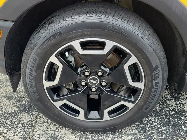 2023 Ford Bronco Sport Outer Banks photo 7