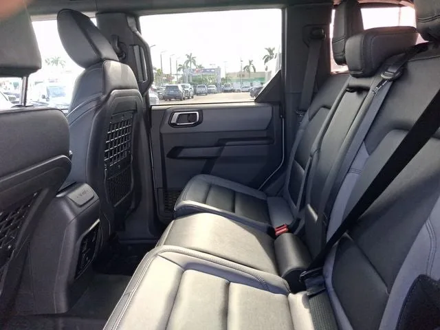 2024 Ford Bronco Big Bend photo 6