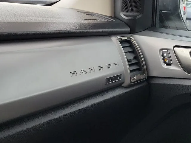 2022 Ford Ranger XLT photo 25