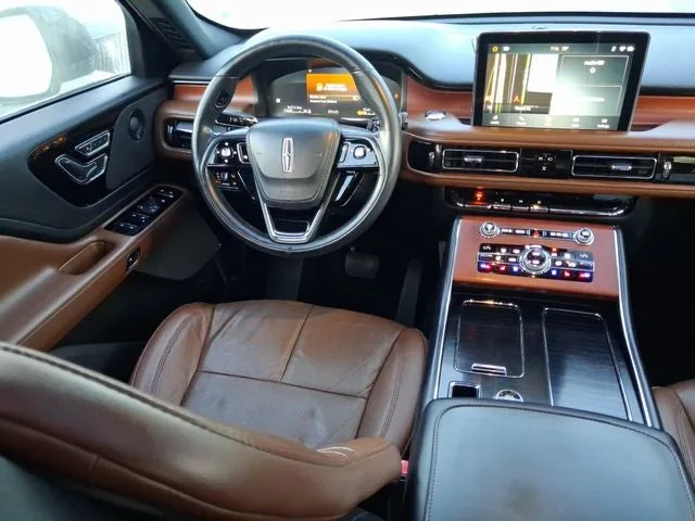 2020 Lincoln Aviator Reserve Premium photo 8