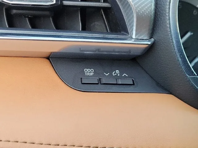 2021 Toyota Highlander Platinum photo 13