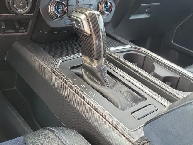 2019 Ford F-150 Raptor photo 33