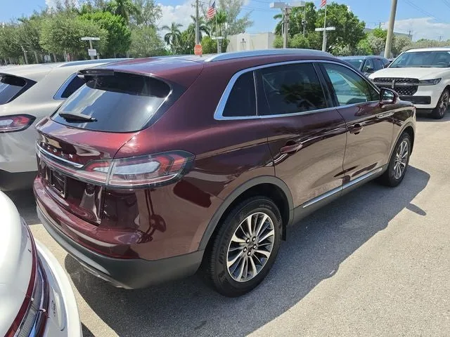2023 Lincoln Nautilus Standard photo 4