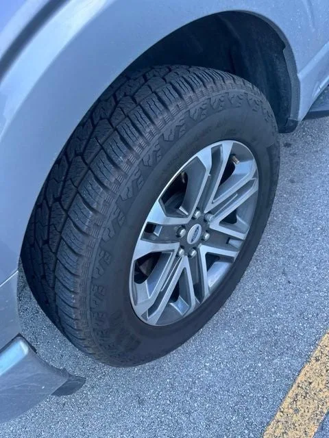 2021 Ford F-150 XL photo 3