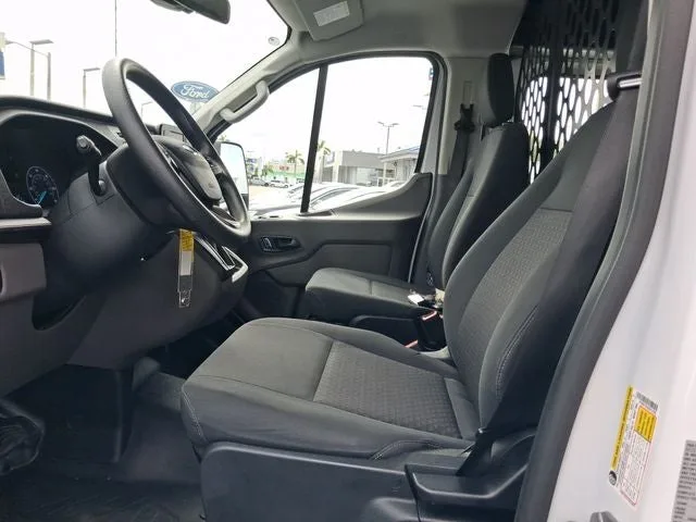 2025 Ford Transit-250 Base photo 9