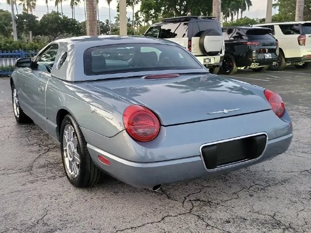 2005 Ford Thunderbird Base photo 4