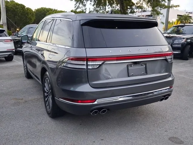 2021 Lincoln Aviator Reserve Premium photo 3