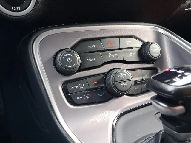 2022 Dodge Challenger GT photo 19