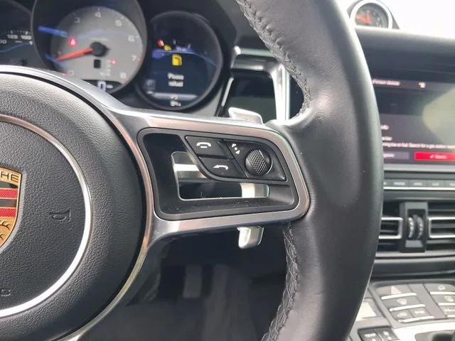 2019 Porsche Macan S photo 18