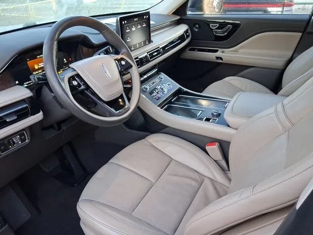 2022 Lincoln Aviator Reserve Premium photo 11