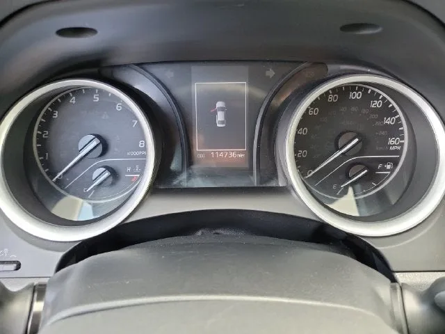 2022 Toyota Camry LE photo 18