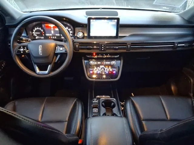 2022 Lincoln Corsair Standard photo 7