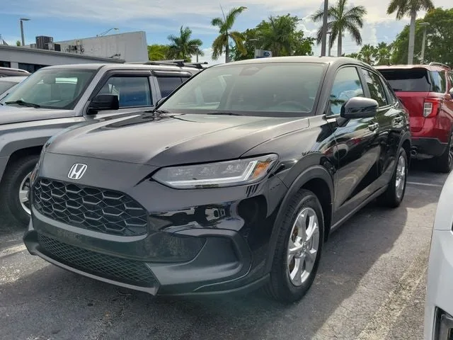 2025 Honda HR-V LX photo 31