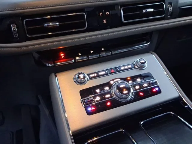 2021 Lincoln Aviator Reserve Premium photo 19