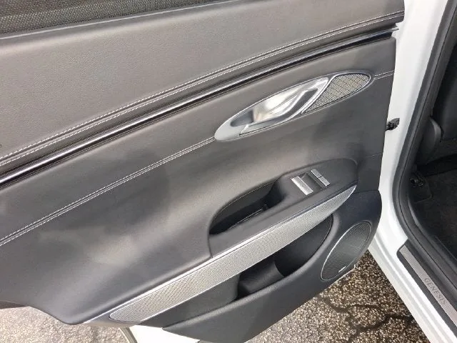 2024 Genesis GV70 2.5T photo 7
