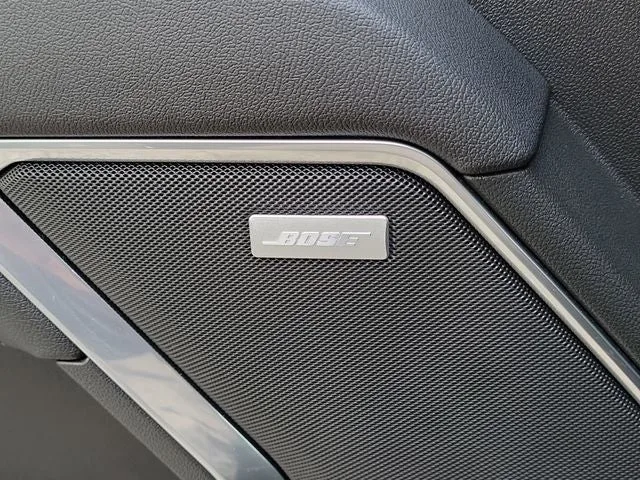 2023 GMC Sierra 1500 SLT photo 18