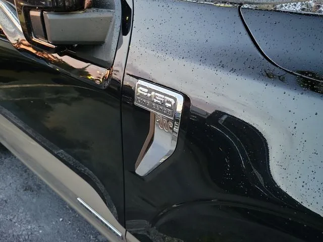 2025 Ford F-150 King Ranch photo 2