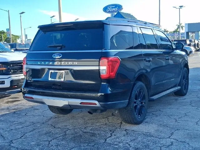 2024 Ford Expedition XLT photo 4