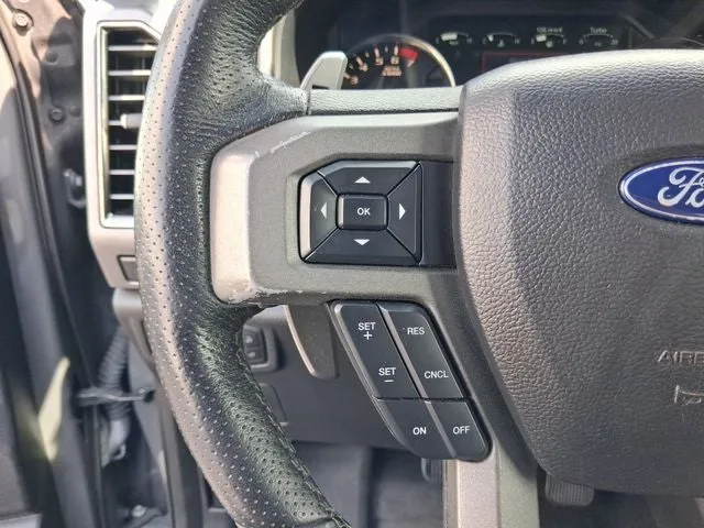 2018 Ford F-150 Raptor photo 17