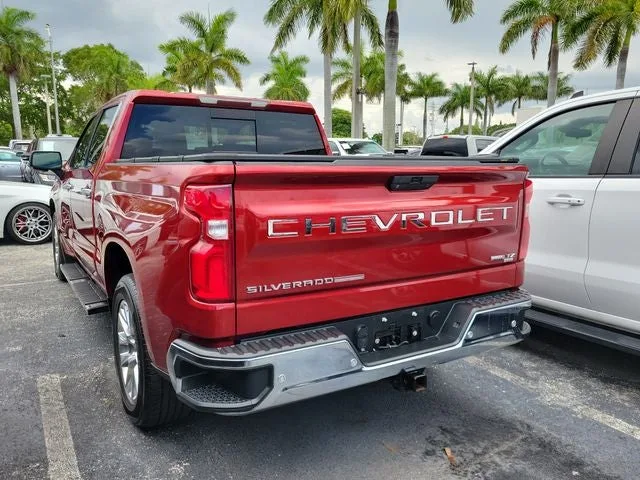 2021 Chevrolet Silverado 1500 LTZ photo 4