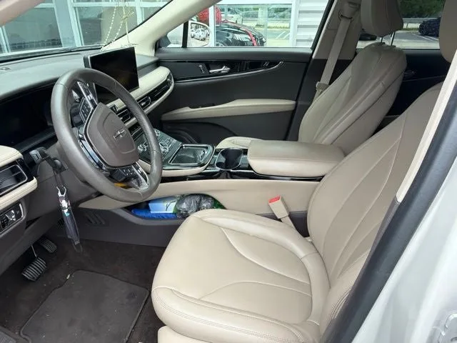 2022 Lincoln Nautilus Standard photo 2