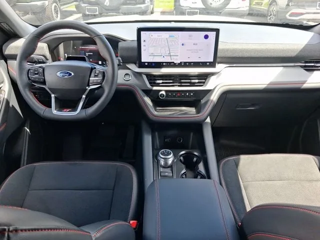 2026 Ford Explorer ST photo 7