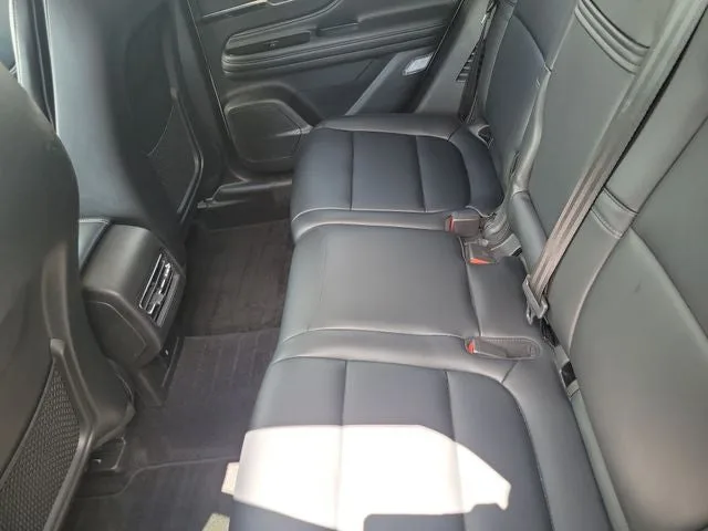 2024 Lincoln Corsair Premiere photo 7