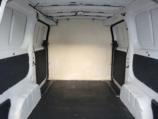 2021 Nissan NV200 S photo 8