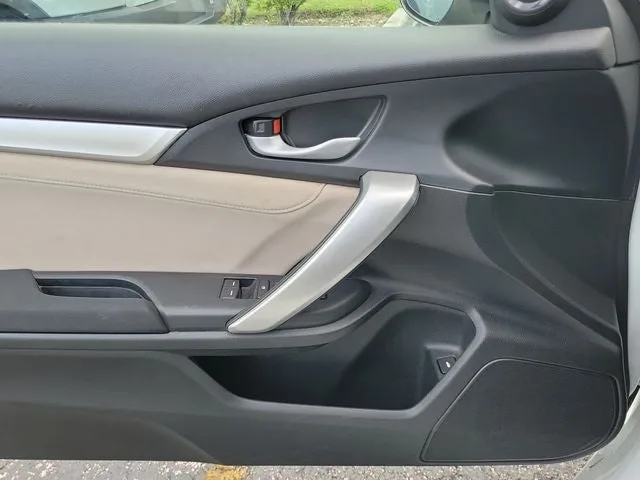 2016 Honda Civic EX-T photo 14