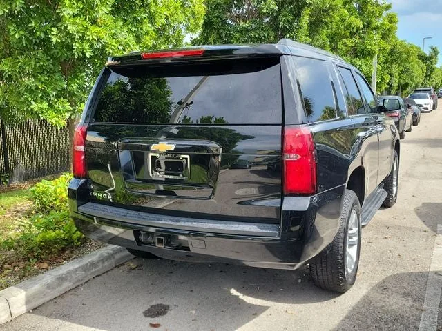 2019 Chevrolet Tahoe LT photo 6