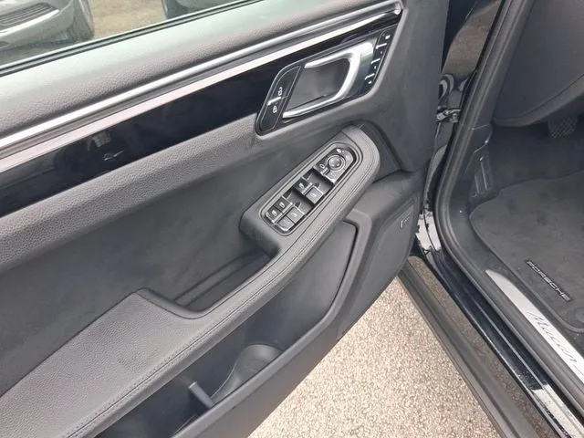 2019 Porsche Macan S photo 13