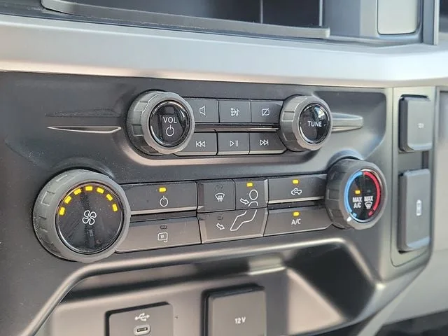 2024 Ford F-250SD XL photo 27